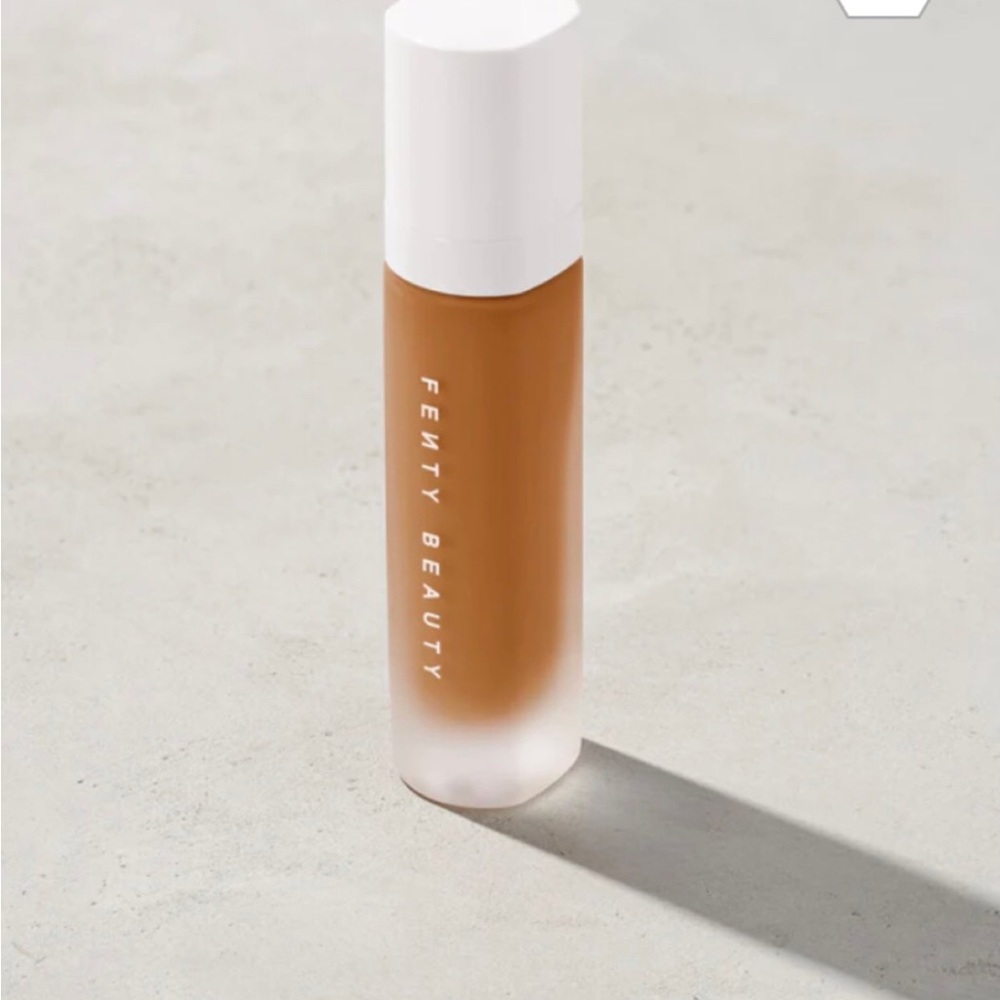 Fenty #385 Pro Filt’r Soft Matte Longwear Foundation